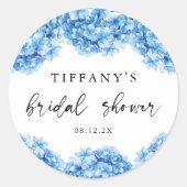 Modernes Blue Hydrangea Floral Brautparty Runder Aufkleber (Vorderseite)