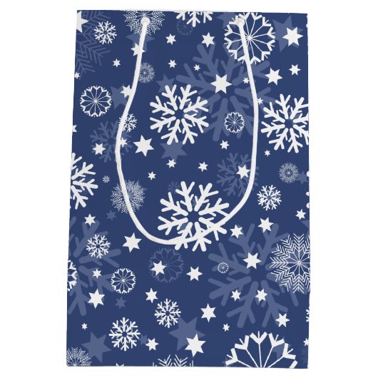 Modernes Blue Snowflake Weihnachtsgeschenk Tasche Mittlere Geschenktüte (Rückseite)
