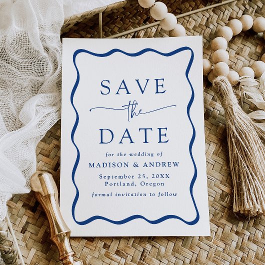 Modernes Blue Wavy Frame Wedding Save The Date