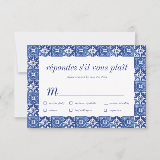 Modernes Blue White Mediterranean Wedding RSVP Mea Karte (Vorderseite)
