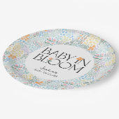 Modernes, blumenfarbenes Baby in der Blütendusche Pappteller (Schrägansicht)