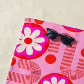 Modernes Blumenmuster aus dem Mittelalter mit dem  Strandtuch (Beispiel)