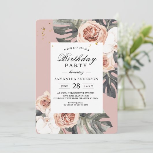 Modernes Blumenrosa und grünes tropisches Leaf & O Einladung (Stehend Vorderseite)