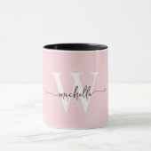 Modernes Blush Monogram Name Kalligraphie Tasse (Zentrum)