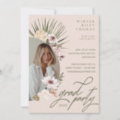 Modernes Bohemisches Foto Florals Graduate Einladung (Vorderseite)