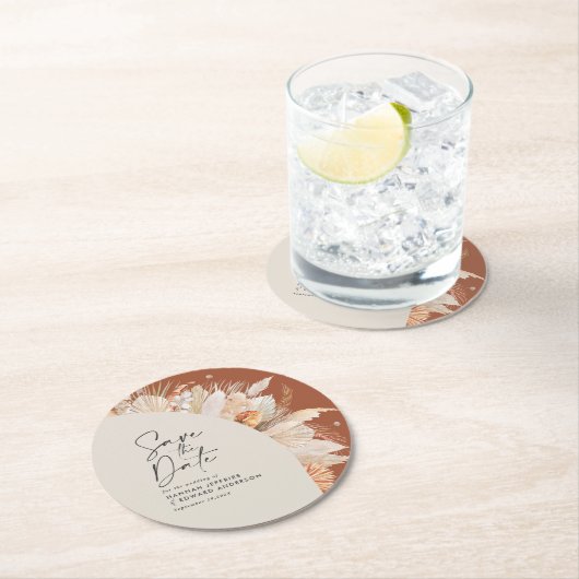 Modernes bohemisches Terracotta Pampas Gras elegan Runder Pappuntersetzer (Vor Ort)