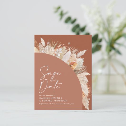 Modernes bohemisches Terracotta-Pampas-Gras-Foto Ankündigungspostkarte (Stehend Vorderseite)