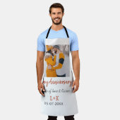 Modernes boho Happy Jubiläum Namensdatum orange hi Schürze (Getragen)