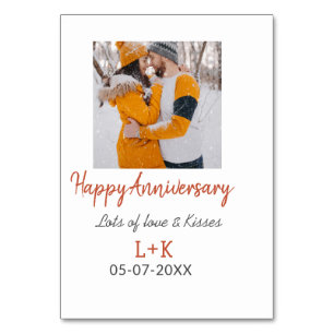 Modernes boho Happy Jubiläum Namensdatum orange hi Tischnummer