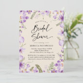 Modernes Boho Lavender Wildblumen Brautparty Einladung (Stehend Vorderseite)