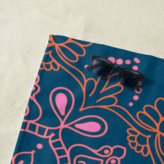 Modernes Boho Mandala Medallion in Aquamarin Perso Strandtuch (Beispiel)