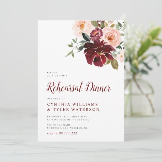 Modernes Bordeaux- und Blütendinner Probe Einladung (Stehend Vorderseite)