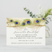 Modernes Brautparty mit schwirren Pfauenfedern läd Einladung (Stehend Vorderseite)