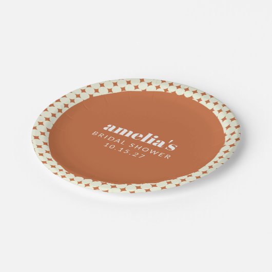 Modernes Brautparty Terracotta Dots Pappteller (Schrägansicht)