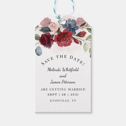 Modernes Burgund Rustikal Floral Save the Date Geschenkanhänger (Vorderseite)