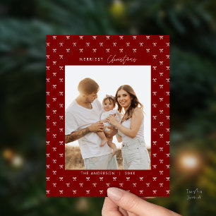 Modernes Burgundy Bow Pattern Familienjubiläum Fot Postkarte