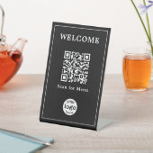 Modernes Business Café Restaurant Menü QR-Logo Sockelschild (In SItu)