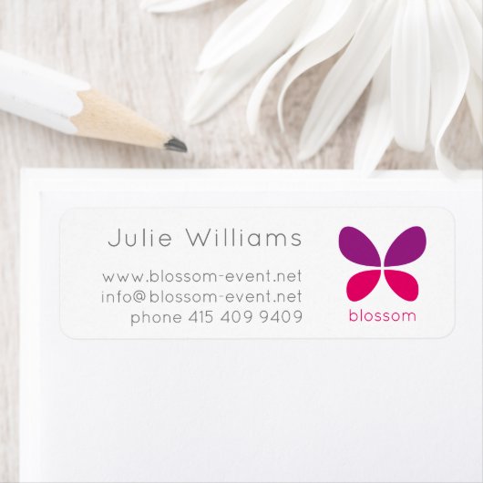 Modernes BUTTERFLY Blossom Logo. Violett Rosa. (Insitu)
