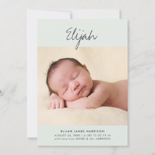 Modernes Calligraphy Green New Baby Foto Birth Ankündigung
