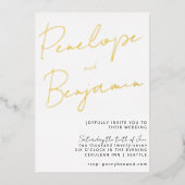 Modernes Chic Script Handwriting Gold White Weddin Folieneinladung (Vorderseite)