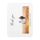 Modernes Chic Script-Handwriting Wedding Foto Magn Magnet (Vertikal)
