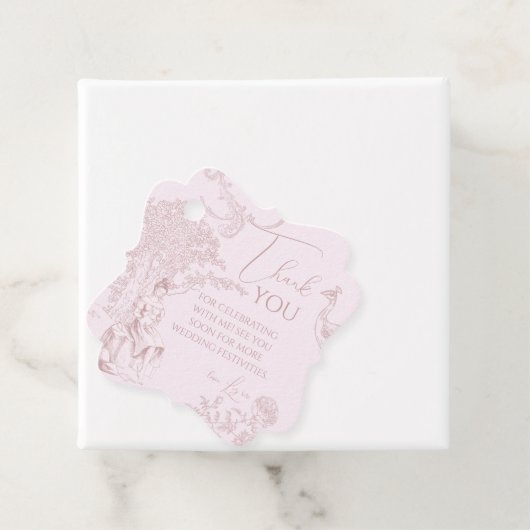 Modernes Chic Toile de Jouy Picnic Brautparty Geschenkanhänger (Beispiel)