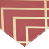 Modernes chinesisches rotes Art Deco Geometrisches Tischdecke (Schrägansicht)