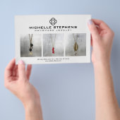 Modernes Clover Logo Luxus Boutique Foto Weiß Flyer (Handgriff)