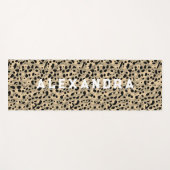 Modernes Cooles Sand Beige Leopard-Muster und Name Yogamatte (Vorderseite (Horizontal))