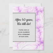 Modernes, cremefarbenes Fraktal (weiß und violett) Einladung (Vorderseite)