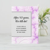 Modernes, cremefarbenes Fraktal (weiß und violett) Einladung (Stehend Vorderseite)