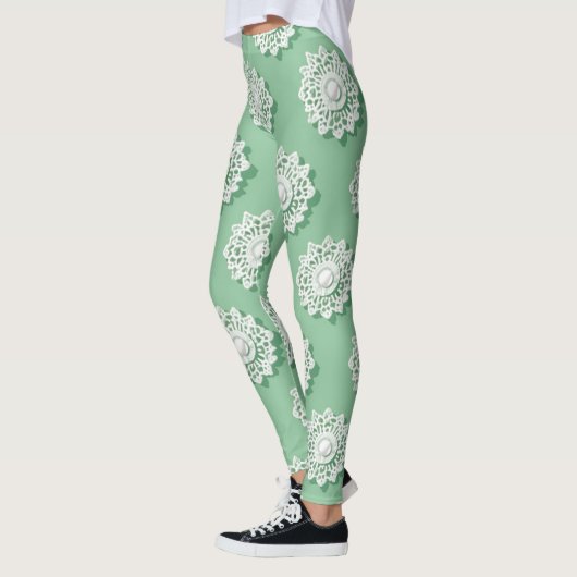Modernes Crochet-Stickereimuster Leggings (Links)