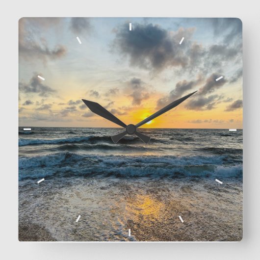 Modernes Cutom Foto Minze Simple Love Gift Square Quadratische Wanduhr (Vorderseite)