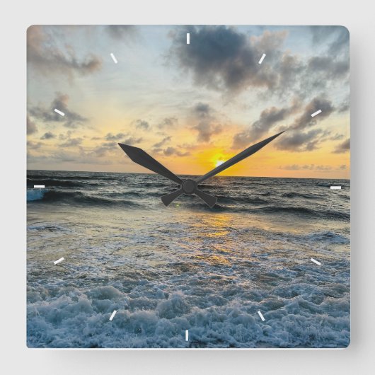 Modernes Cutom Foto Minze Simple Love Gift Square Quadratische Wanduhr (Vorderseite)