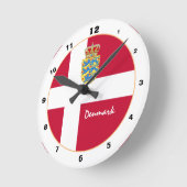 Modernes Dänemark, dänische Flagge trendy Zuhause  Runde Wanduhr (Winkel)