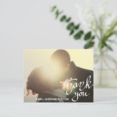 Modernes Dankeschön an Typografie Script Wedding F Postkarte (Stehend Vorderseite)