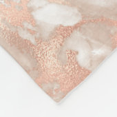 Modernes Design aus weißem und Rose-Gold-Marmor Fleecedecke (Ecke)