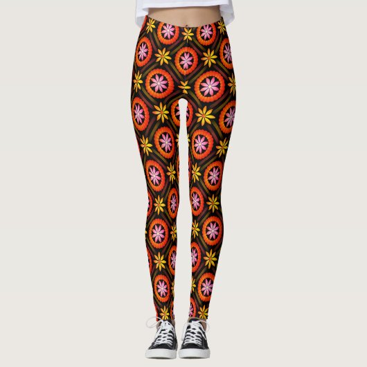 Modernes Design der Blume auf schwarzem Hintergrun Leggings (Vorderseite)