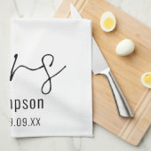 Modernes Drehbuch Frau Name Datum Bride Keepake Geschirrtuch (Viertel Falte)