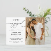 Modernes Drehbuch Wir sind eine Verlobte Foto-Enga Einladung (Stehend Vorderseite)