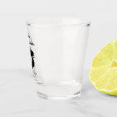 Modernes Drehbuchpaar willkommen Hochzeit Schnapsglas (Rechts)