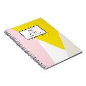 Modernes Dreiecksmuster | Blush und Gelb Notizblock (Rechte Seite)