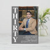 Modernes DRITTEN Foto 30. Geburtstag Party Einladung (Stehend Vorderseite)