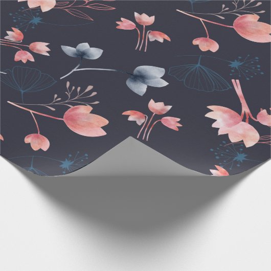 Modernes, dunkelblaues, blumenblättriges Papier Geschenkpapier (Ecke)