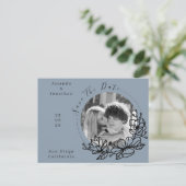 Modernes Dusty Blue Foto Wedding Save the Date Postkarte (Stehend Vorderseite)