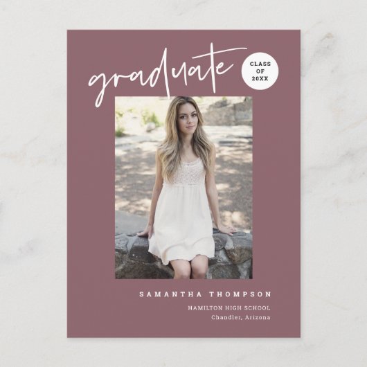 Modernes Dusty Lila Uni High School Grad Foto Postkarte (Vorderseite)