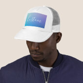 Modernes Editierbares Skriptschreiben | Farbenfroh Truckerkappe (Beispiel)