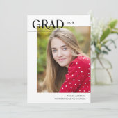 Modernes Editorial 2025 Grad 1-Foto Abschluss Einladung (Stehend Vorderseite)