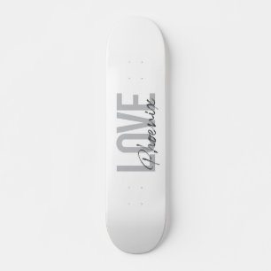 Modernes, einfaches, cooles, urbanes Design Liebe Skateboard