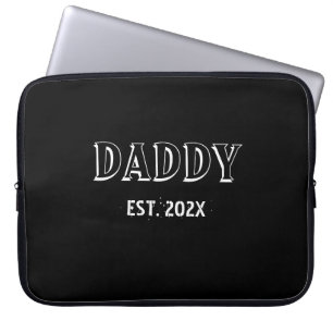 Modernes, einfaches Daddy Est Year Bold Typografy  Laptopschutzhülle